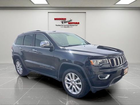 Used 2017 Jeep Grand Cherokee Limited w/ Trailer Tow Group IV image 1