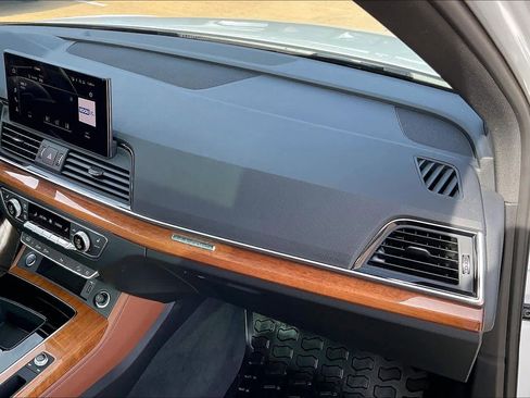 Used 2022 Audi Q5 2.0T Premium Plus w/ Premium Plus Package image 18