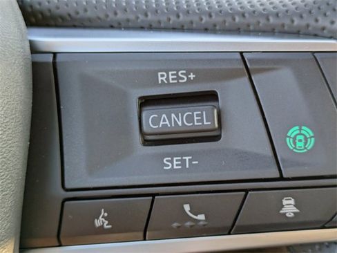 New 2025 Mitsubishi Outlander SE image 25