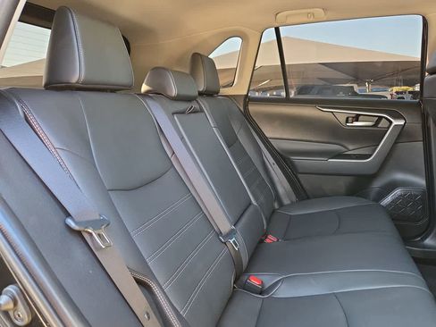 Used 2025 Toyota RAV4 XLE Premium FWD image 17