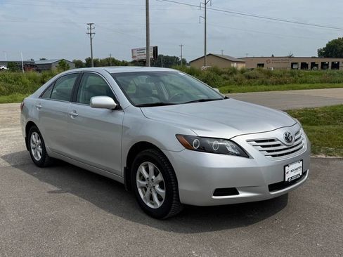Used 2008 Toyota Camry LE FWD image 34