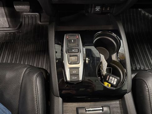 Used 2017 Honda Pilot Elite image 21