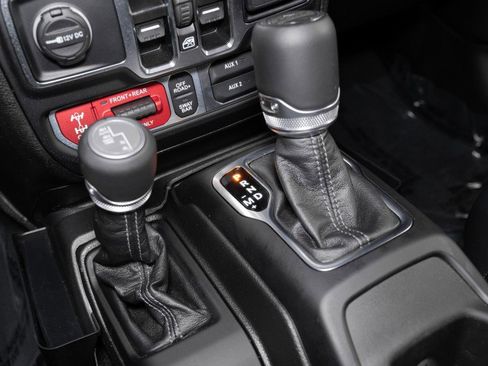Used 2025 Jeep Wrangler Unlimited Rubicon 392 AWD/4WD image 22