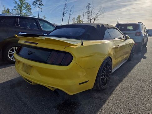 Used 2016 Ford Mustang Convertible w/ Equipment Group 051A RWD image 4