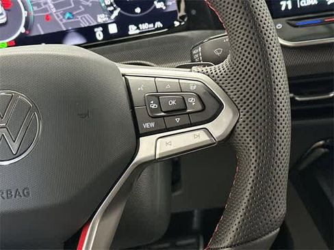New 2026 Volkswagen GTI SE image 10