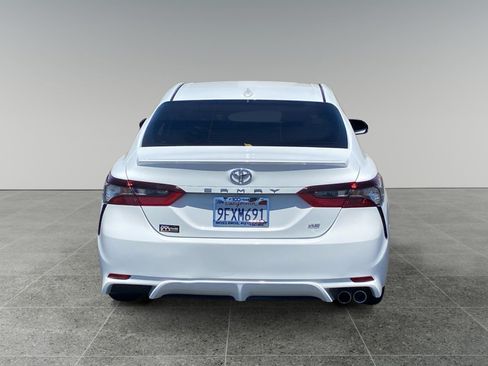 Used 2023 Toyota Camry SE w/ Convenience Package FWD image 4