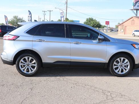 Used 2024 Ford Edge Titanium image 8