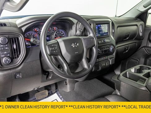 Used 2024 Chevrolet Silverado 1500 Custom w/ Dark Appearance Package AWD/4WD image 5