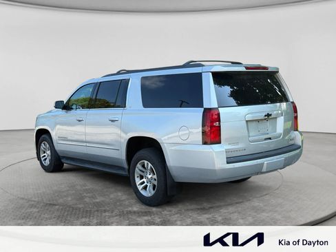 Used 2017 Chevrolet Suburban LT AWD/4WD image 7