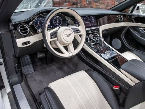 Used 2023 Bentley Continental GT Mulliner AWD/4WD image 5