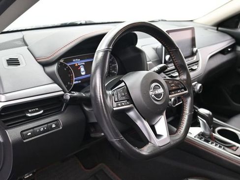 Used 2023 Nissan Altima 2.5 SR image 16