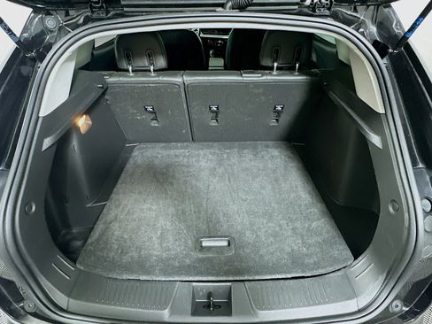 Used 2025 Chevrolet Trax LT w/ LT Convenience Package image 26