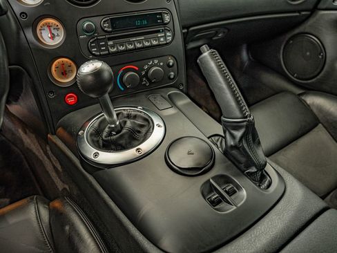 Used 2006 Dodge Viper SRT-10 image 31