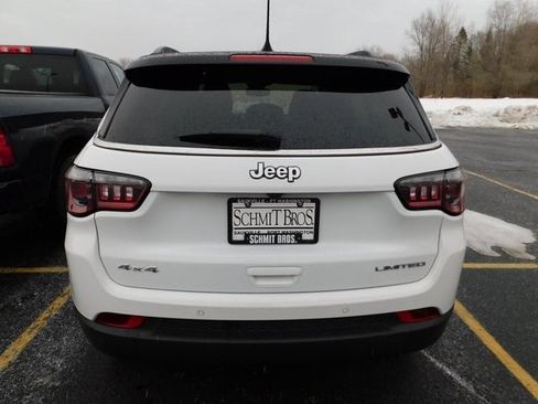 Used 2024 Jeep Compass Limited image 7