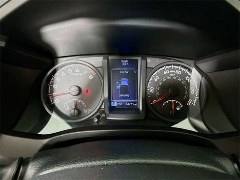 Certified 2018 Toyota Tacoma SR image 14
