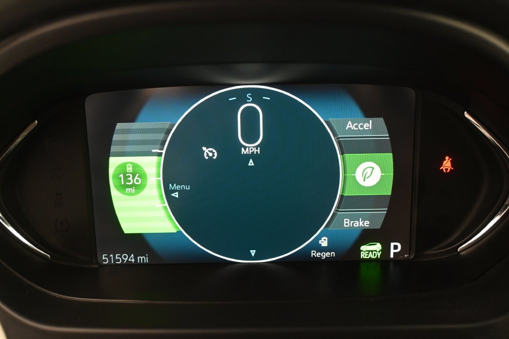 Used 2020 Chevrolet Bolt LT FWD image 11