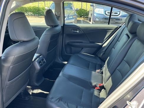 Used 2016 Honda Accord EX-L image 13