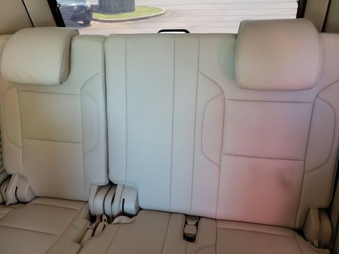 Used 2018 GMC Yukon Denali w/ Denali Ultimate Package AWD/4WD image 18