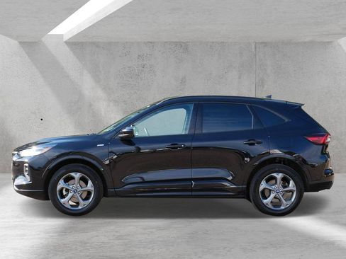 Used 2023 Ford Escape ST-Line Select AWD/4WD image 5
