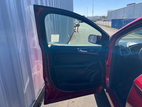 Used 2017 Ford Edge SEL w/ Equipment Group 201A FWD image 13