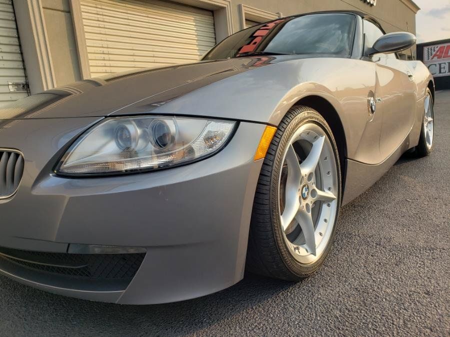 Used 2008 BMW Z4 3.0si RWD image 52