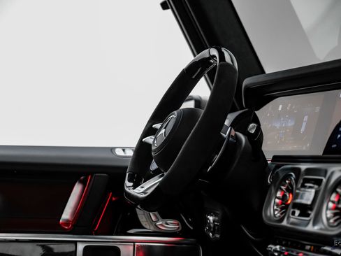 Used 2025 Mercedes-Benz G 63 AMG 4MATIC image 58