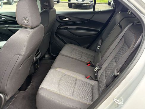 Used 2020 Chevrolet Equinox LT FWD image 14