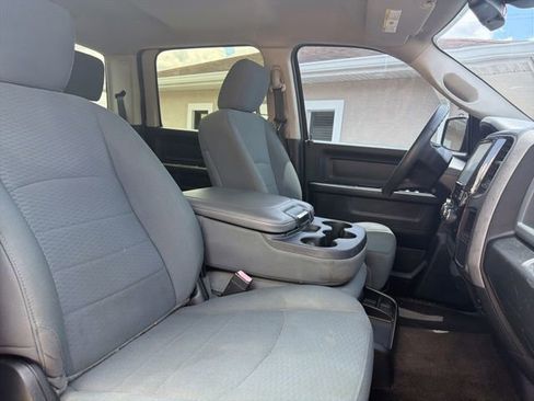 Used 2015 RAM 1500 Express AWD/4WD image 12