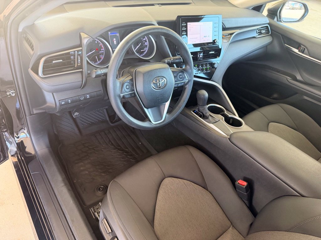 Used 2021 Toyota Camry LE FWD image 12