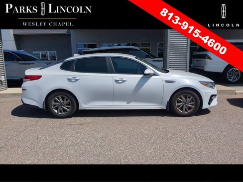Used 2019 Kia Optima LX FWD image 11