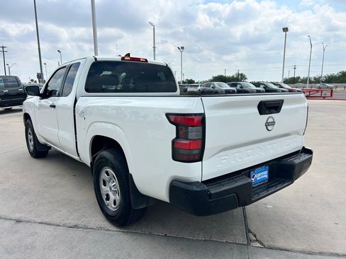 Certified 2025 Nissan Frontier S image 5