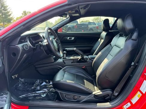 Used 2022 Ford Mustang GT Premium w/ Equipment Group 401A RWD image 19