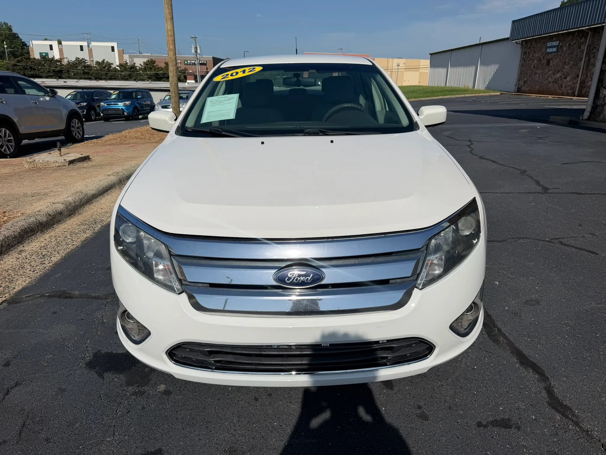 Used 2012 Ford Fusion SE FWD image 2