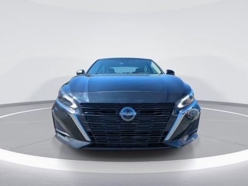 Certified 2024 Nissan Altima 2.5 SV FWD image 10