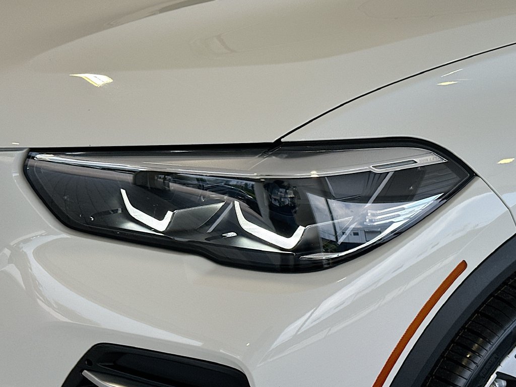 Used 2022 BMW X5 sDrive40i w/ Premium Package RWD image 29