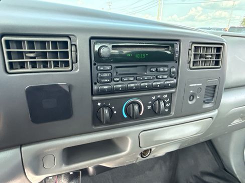 Used 2004 Ford F350 XL AWD/4WD image 24
