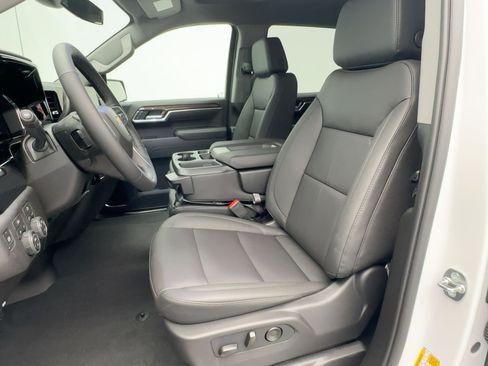 New 2026 Chevrolet Silverado 1500 LT w/ Leather Package image 5