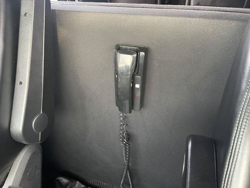 Used 2009 Dodge Sprinter 2500 RWD image 33