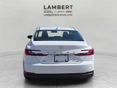 Used 2026 Toyota Camry LE FWD image 4