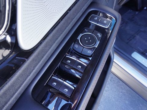 Used 2023 Lincoln Aviator Reserve w/ Equipment Group 201A image 17