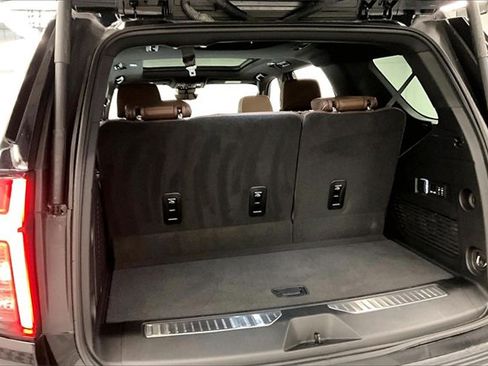 Used 2024 Chevrolet Tahoe High Country image 39