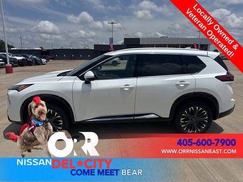 Used 2026 Nissan Rogue Platinum w/ Platinum Premium Package AWD/4WD image 2