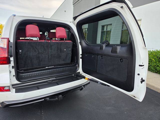 Used 2022 Lexus GX 460 Premium w/ Accessory Package AWD/4WD image 57