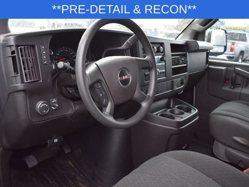 Used 2024 GMC Savana 2500 w/ Driver Convenience Package image 10