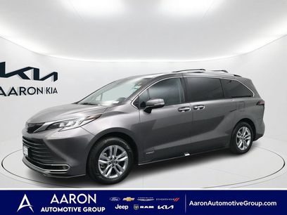 Used 2021 Toyota Sienna Limited