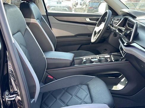 New 2026 Volkswagen Atlas Peak Edition AWD/4WD image 16