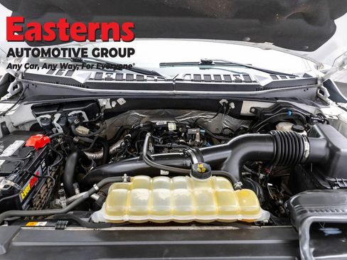Used 2019 Ford F150 Lariat w/ Equipment Group 502A Luxury AWD/4WD image 7