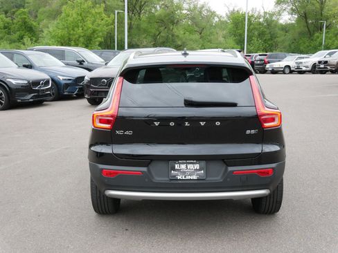 Certified 2023 Volvo XC40 B5 Ultimate w/ Protection Package Premier AWD/4WD image 6