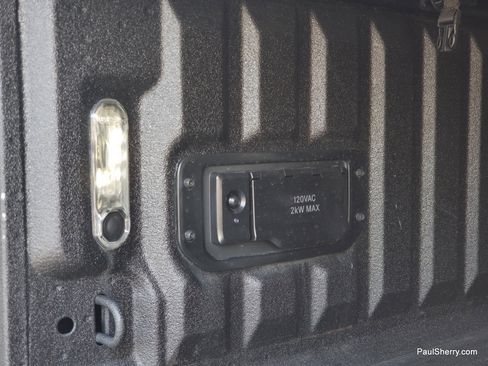Used 2025 RAM 1500 Tungsten w/ Off Road Group AWD/4WD image 17