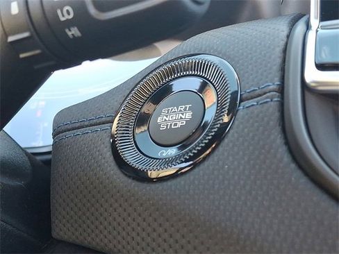 New 2026 Jeep Compass Latitude image 15